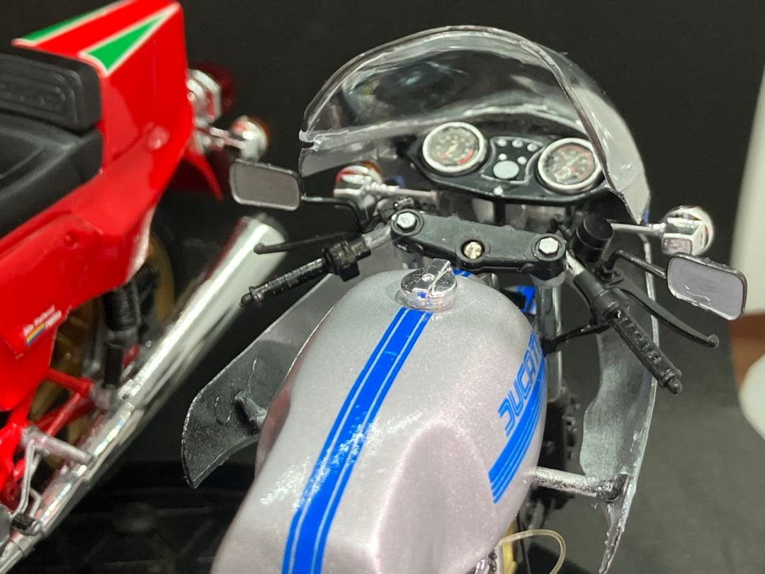 プラモデル完成品DUCATI 900SS &マイクヘイルウッドレプリカ2台セット
