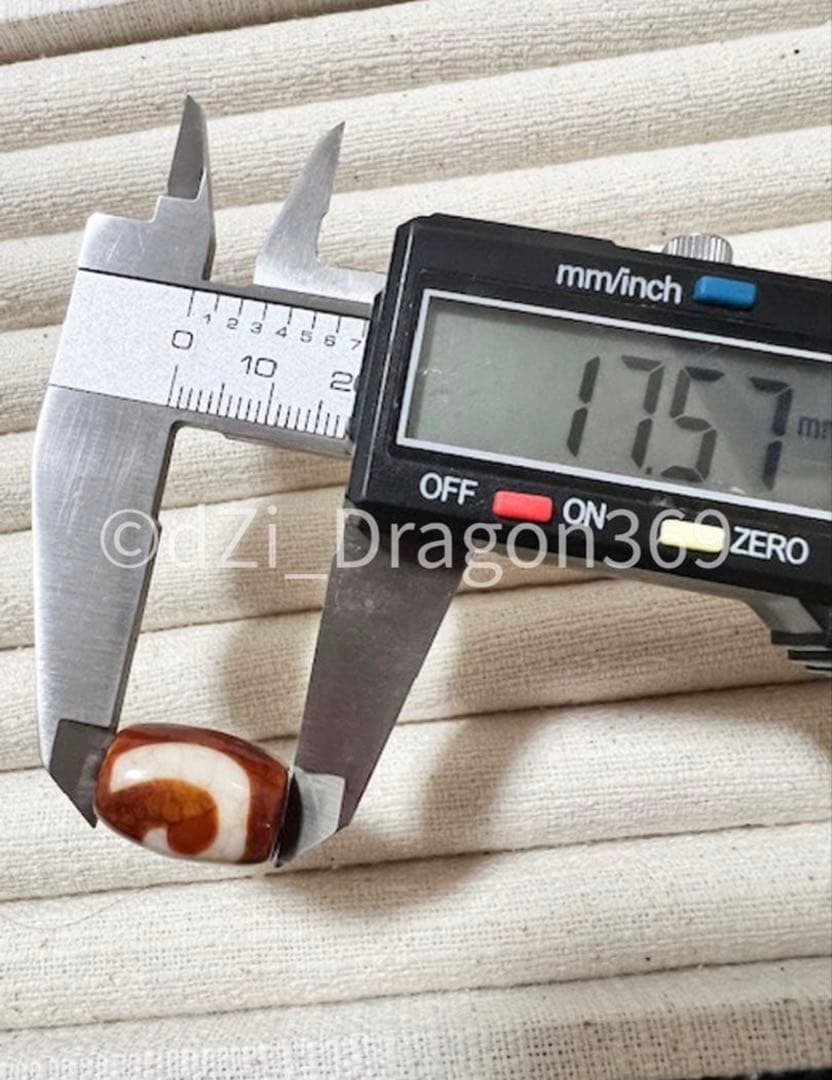 【紋様クッキリ・高品質！！】上肯龍紋火供藏伝如意鈎天珠