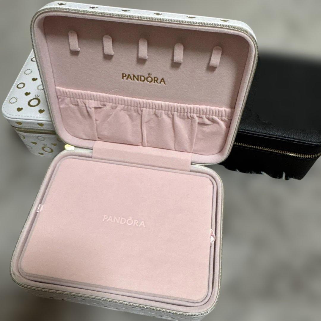 PANDORA ジュエリーボックス