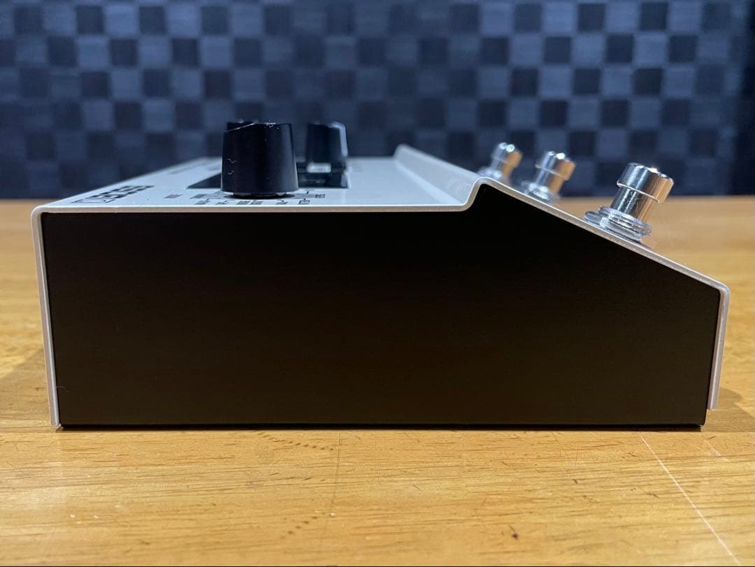 BOSS DIGITAL DELAY DD-500 デジタル ディレイ