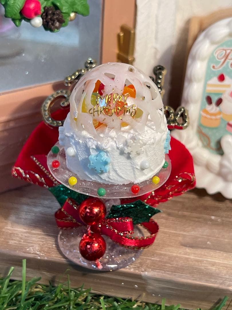 クリスマスケーキフルーツinドームワールドホールケーキ