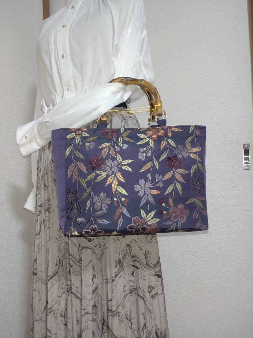 帯リメイクバンブーハンドルトートバッグ***2色の紫地に枝垂れ桜刺繍***