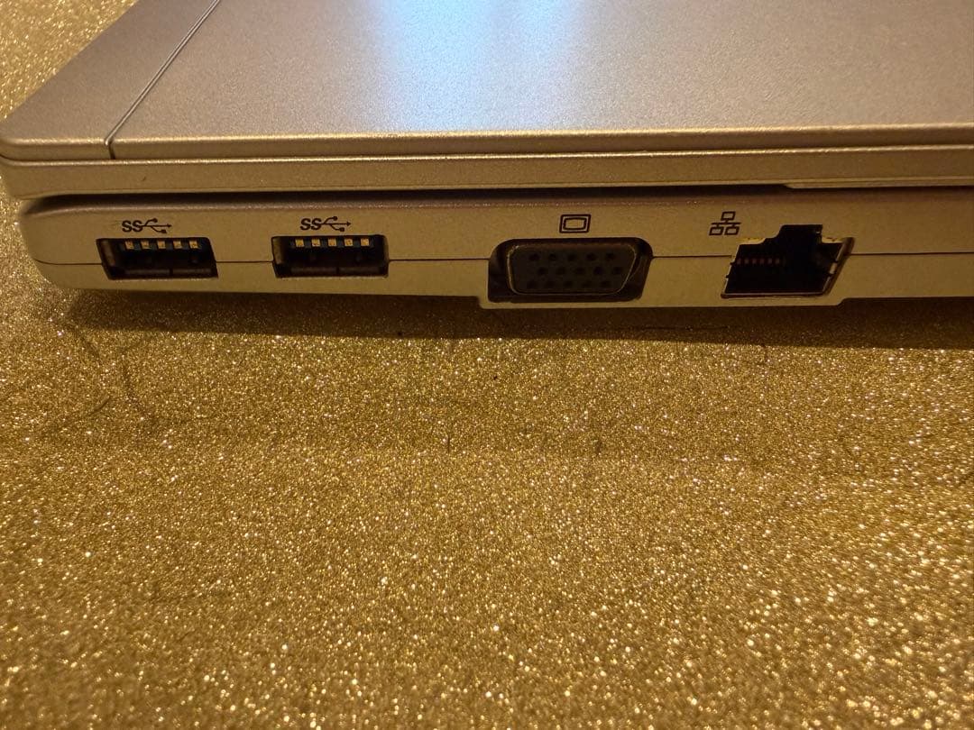 激安　美品　パナソニック　レッツノート　Windows11　シルバー