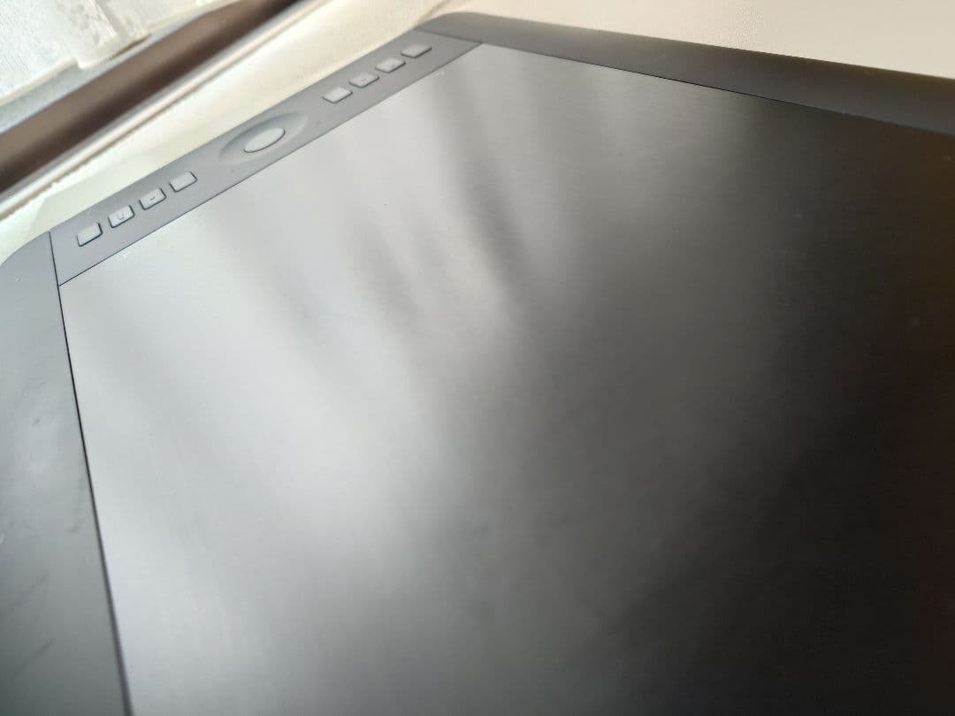 Wacom Intuos Pro ペンタブレット Medium