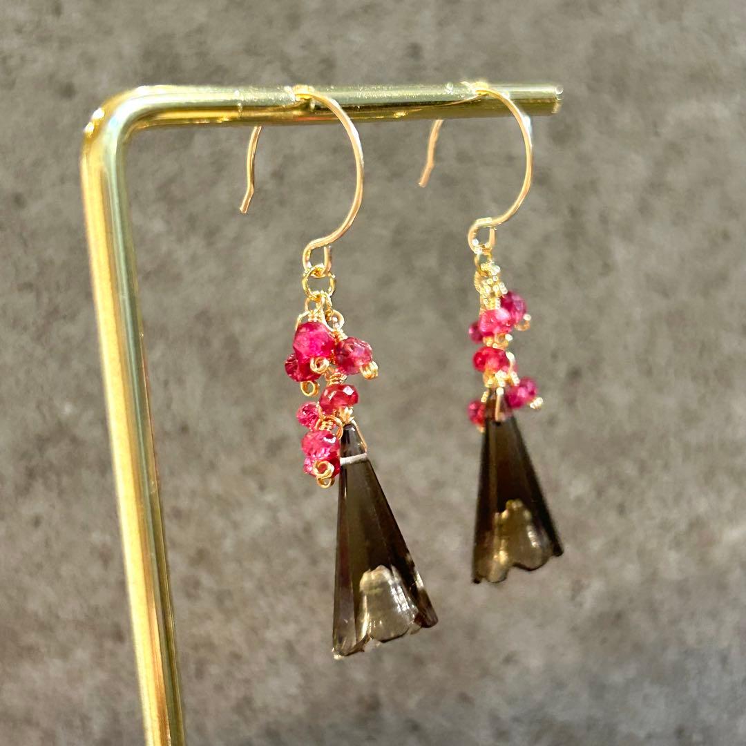 専用✳︎カービングスモーキークォーツ他　14kgf　天然石ピアス/イヤリング