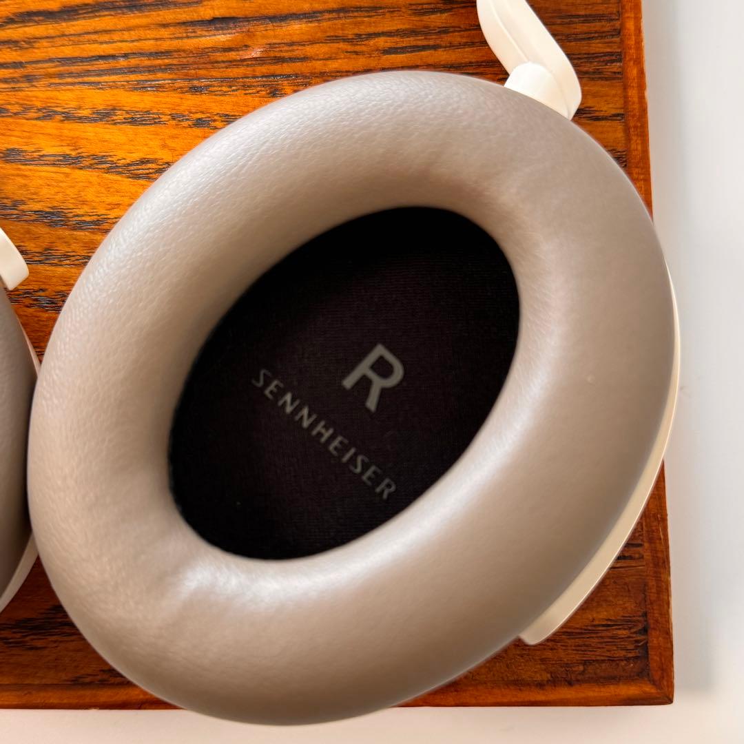 Sennheiser Momentum 4 Wireless 「付属品完備」
