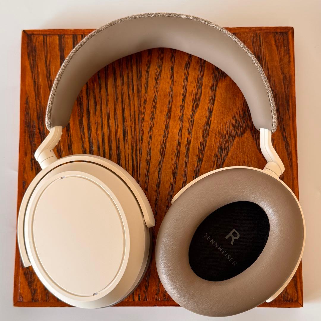 Sennheiser Momentum 4 Wireless 「付属品完備」