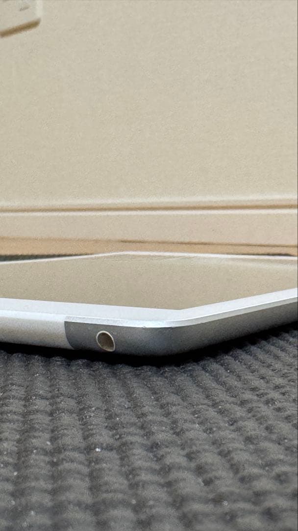 iPad （第6世代）32GB Cellularモデル