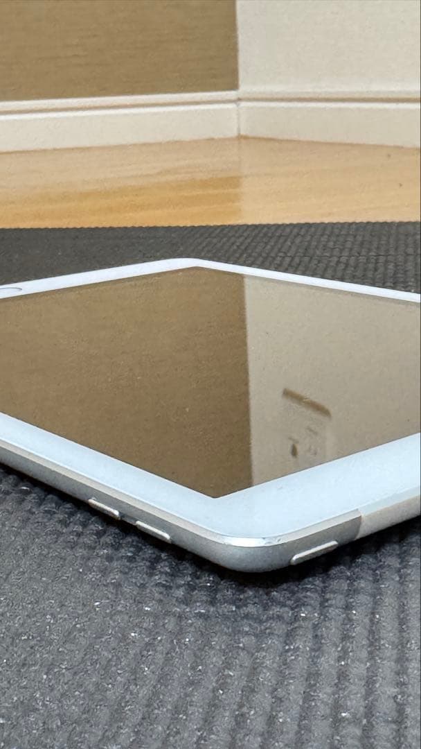 iPad （第6世代）32GB Cellularモデル