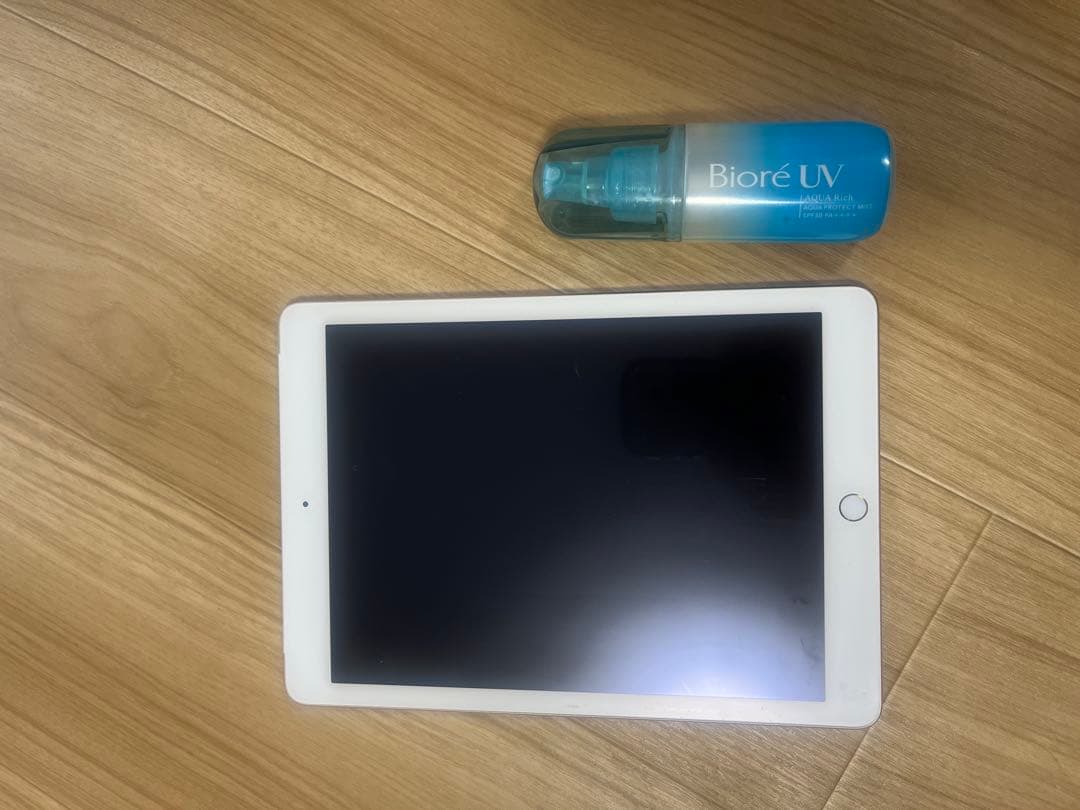 【美品】Apple iPad Air 2 64GB 本体　セルラーモデル