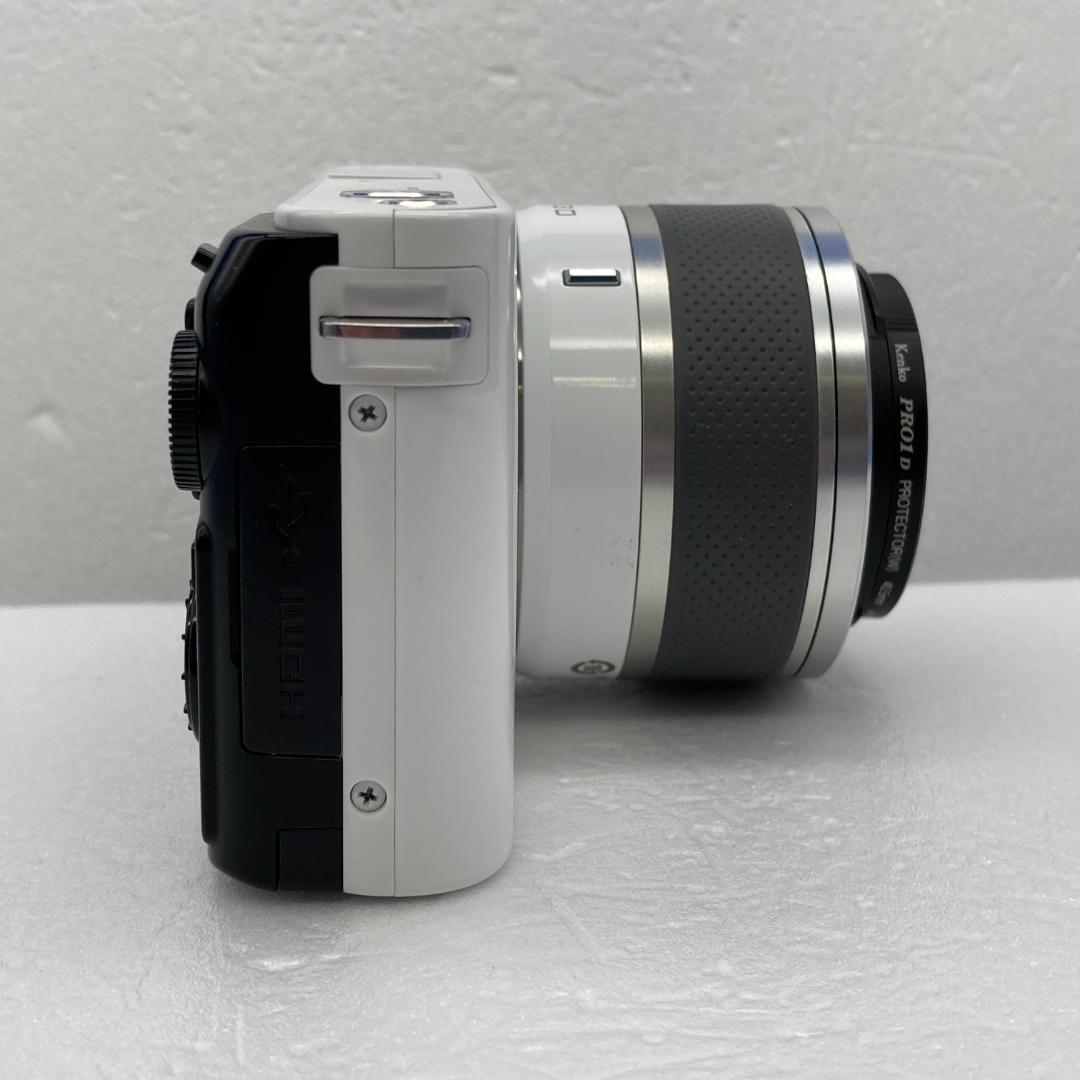 Nikon 1 J1　ホワイト　レンズキット　＋望遠レンズ