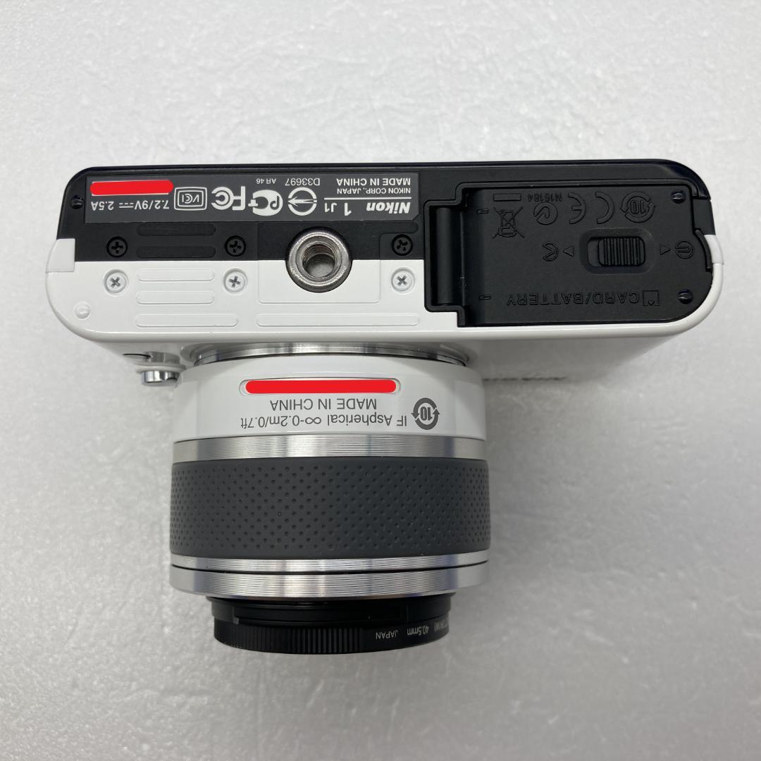 Nikon 1 J1　ホワイト　レンズキット　＋望遠レンズ
