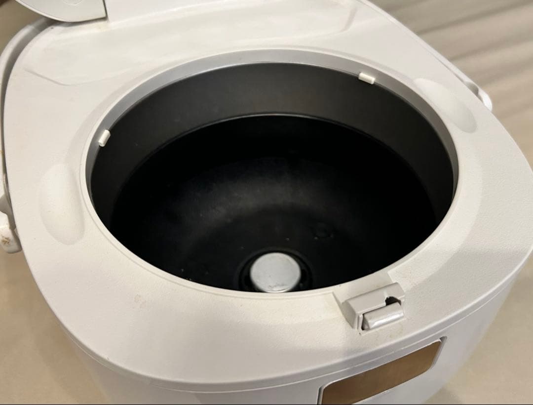 Panasonic 炊飯器 SR-KT068 ホワイト
