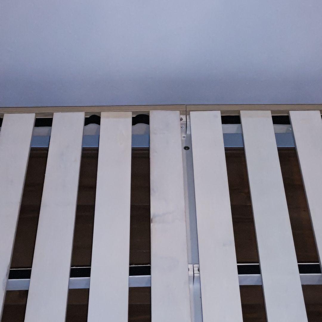 ダブルベッドフレーム 配達不可 引取限定