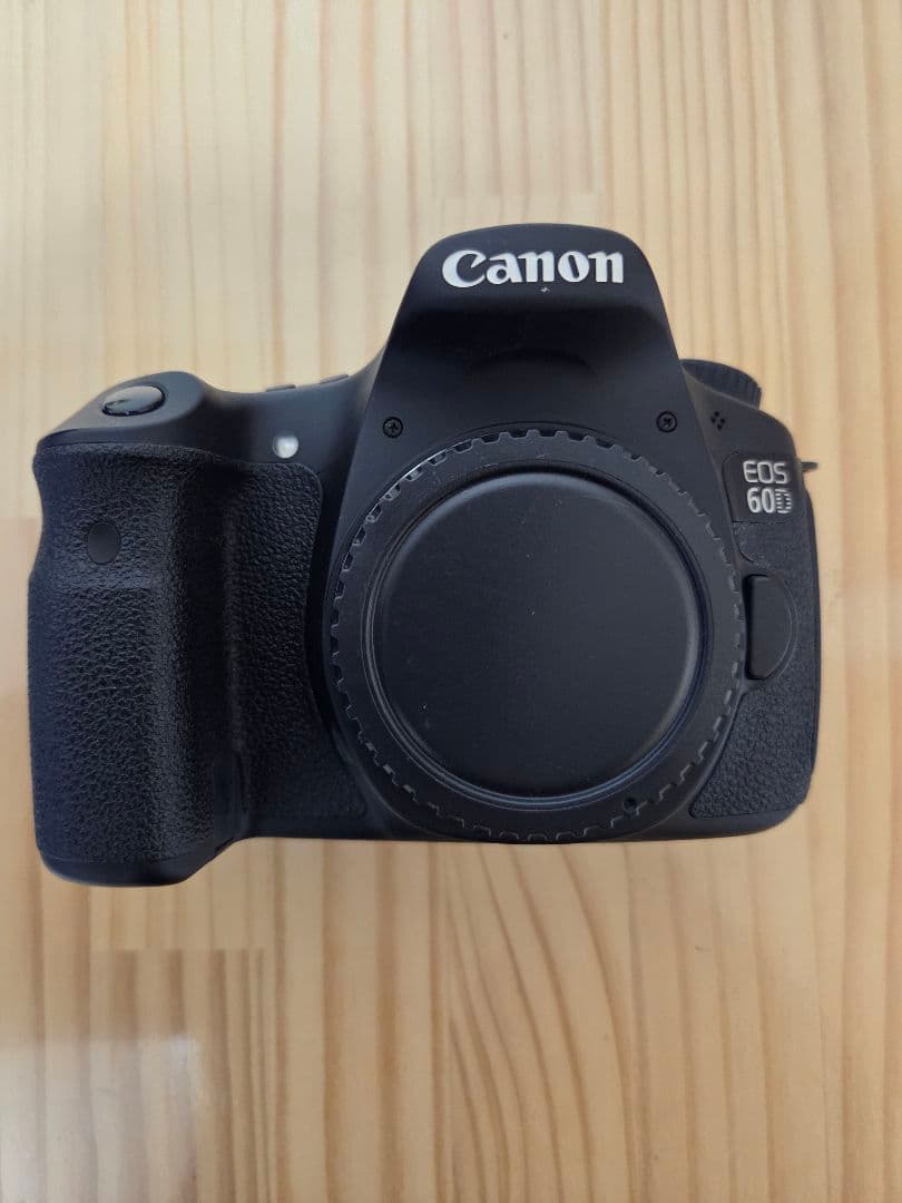 実用美品 Canon キャノン EOS 60D シャッター数 約10104回