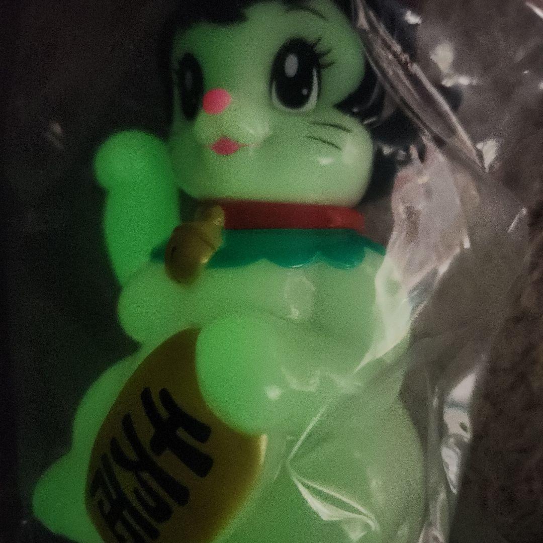 ピンクトイズ 春福猫 蓄光 ソフビ