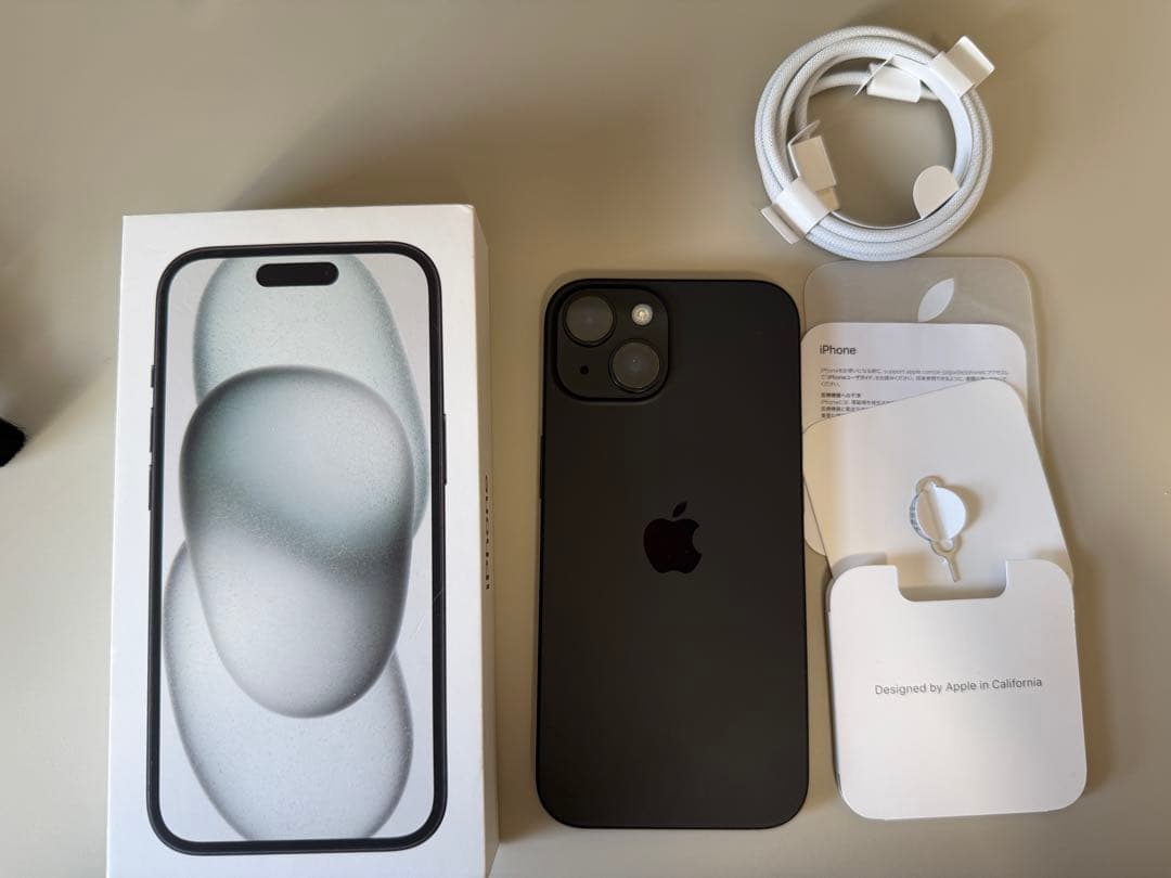 iPhone15ブラック 128GB