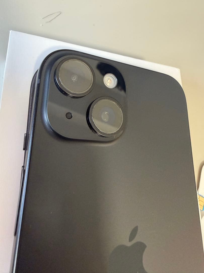 iPhone15ブラック 128GB