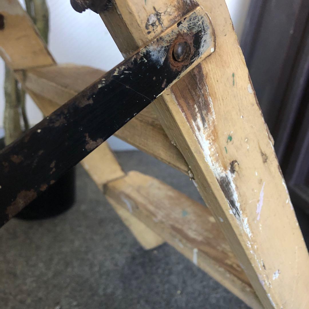 フランス製　シャビーシック　アンティーク調　ラガー　踏み台　飾り棚　ヴィンテージ