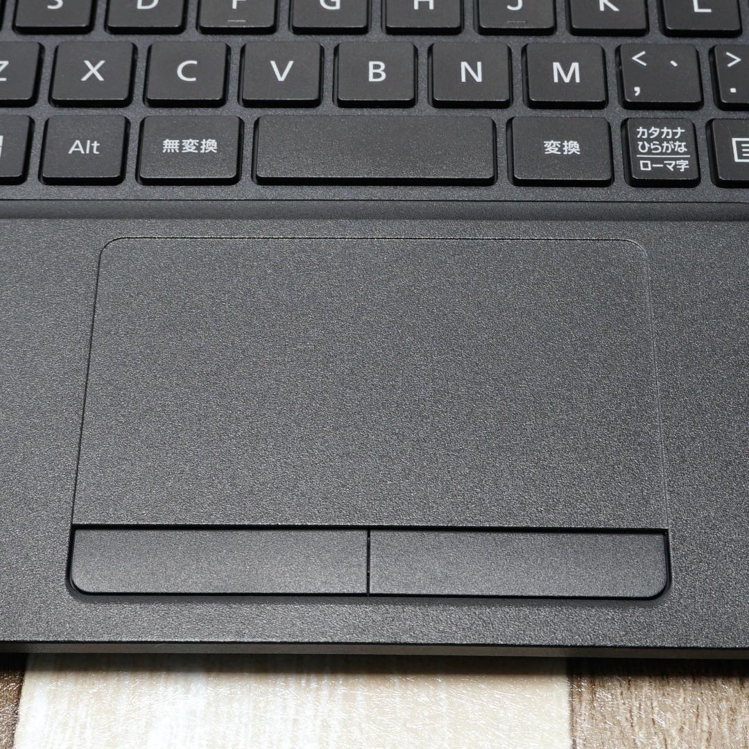 未使用に近いレベルの極美品✨第１２世代コアｉ５に超高速新品ＳＳＤ５１２ＧＢ搭載！