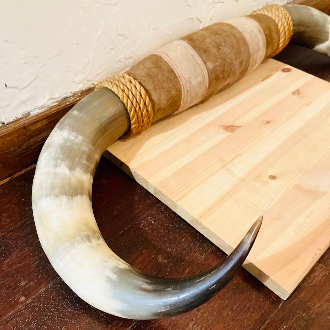 牛　ツノ　ウエスタン　RED MILL MFG　彫刻　おまけ付