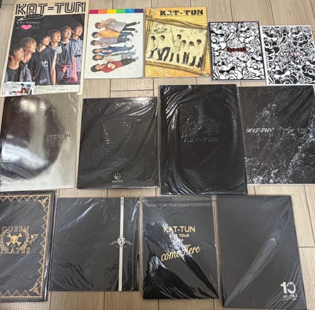 【6人時代全網羅】KAT-TUN コンサートパンフレット＆グッズ セット