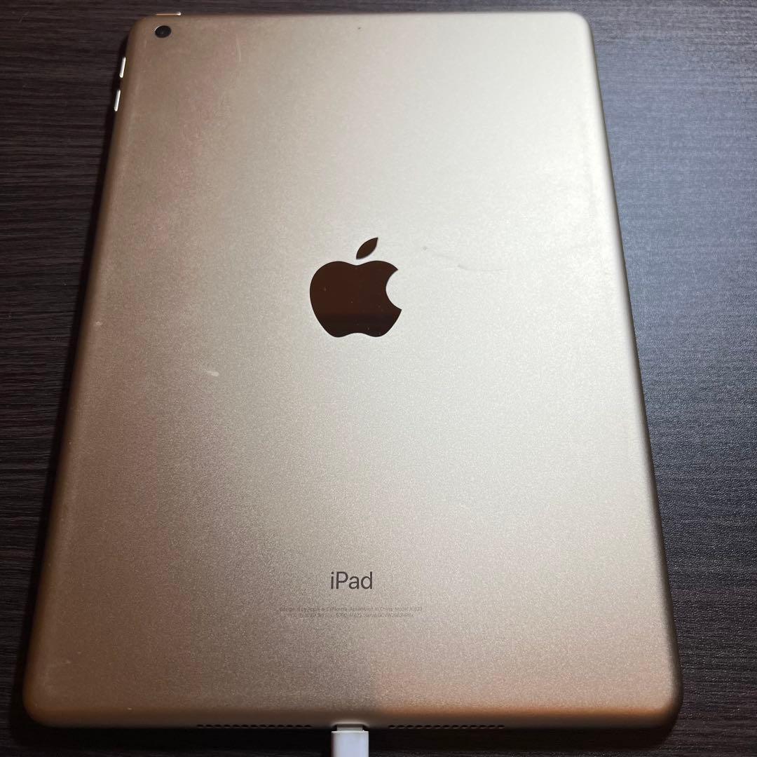 Apple iPad (第6世代) ゴールド