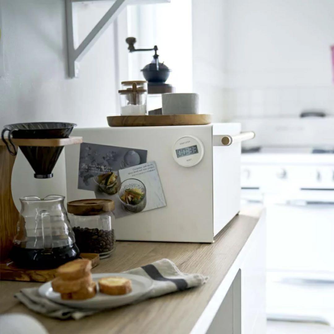 ブレッドケース　トスカ