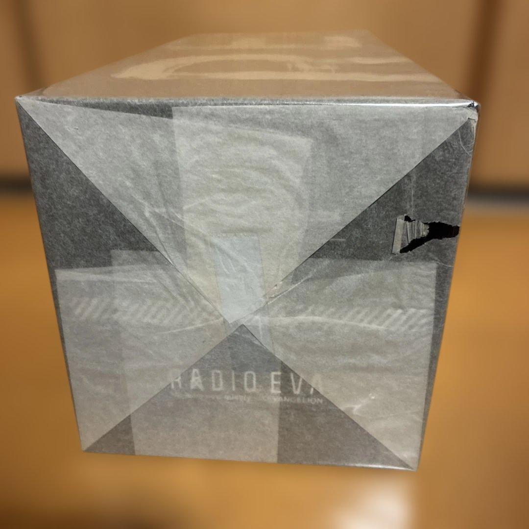 新品 エヴァンゲリオン 綾波レイ Ver. RADIO EVA フィギュア