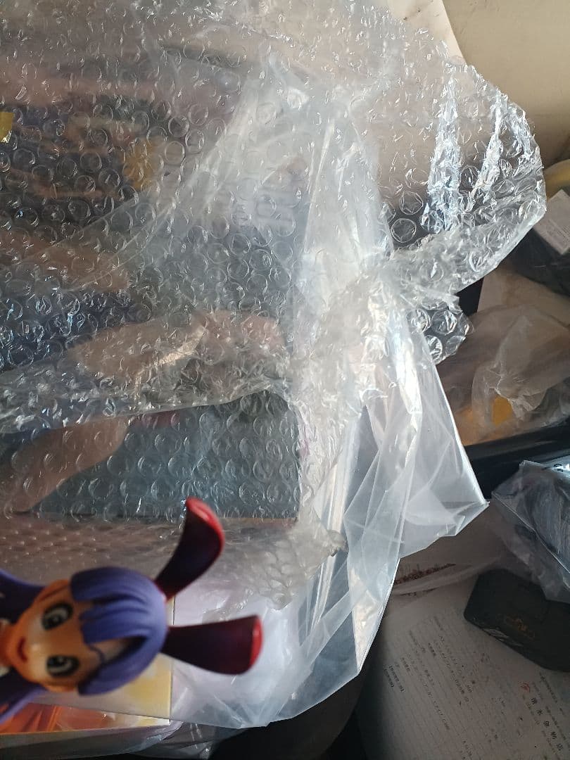 ブルマバニーガールフィギュア 赤黒