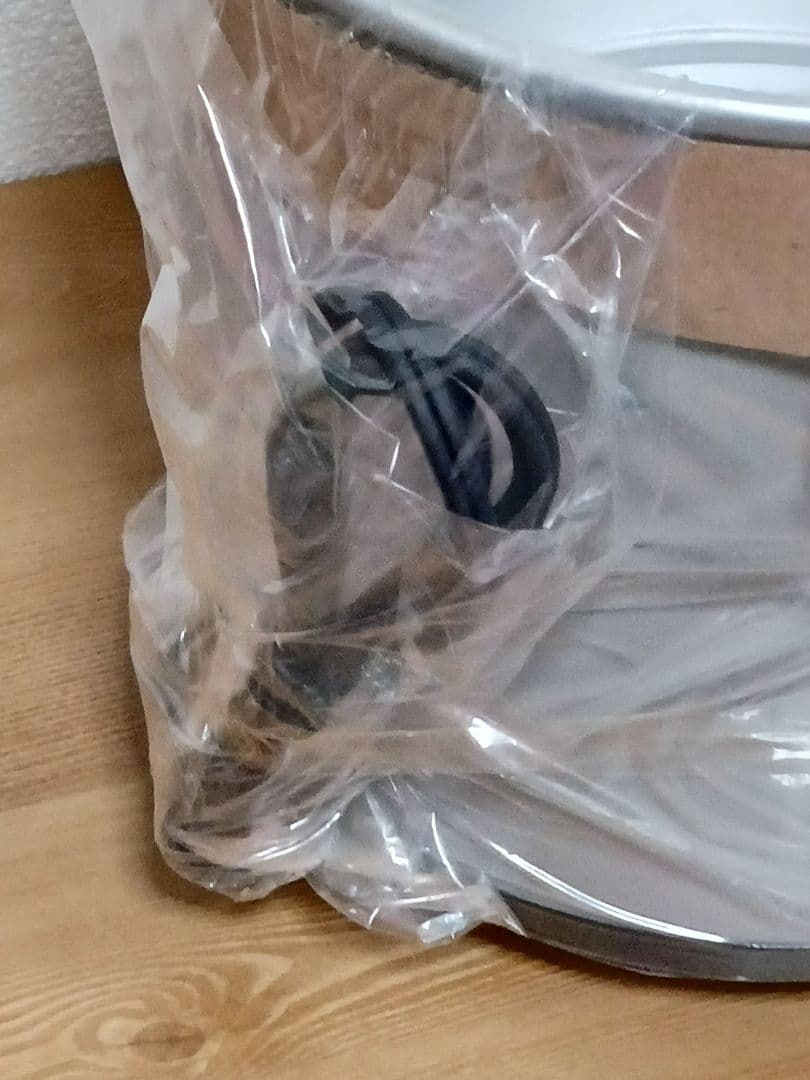 【新品未使用品】ハローキティ電気煮込み鍋　EP-4711KT型　TWINBIRD