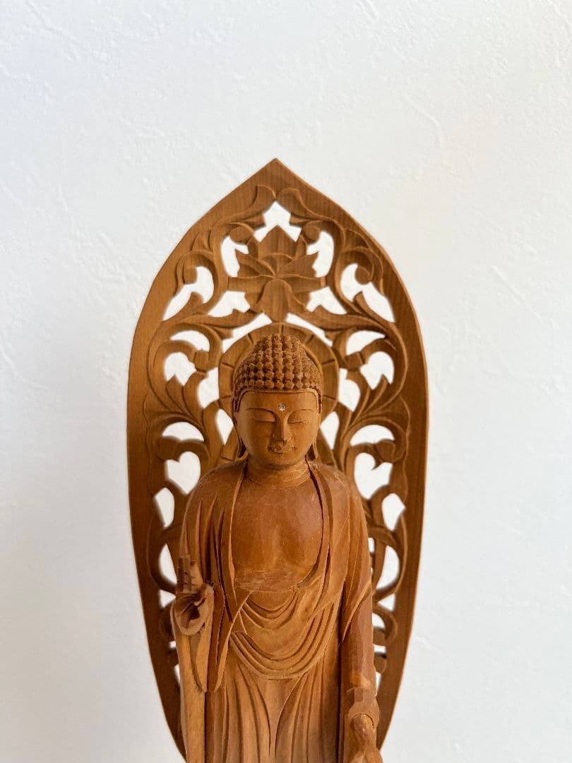 阿弥陀如来立像