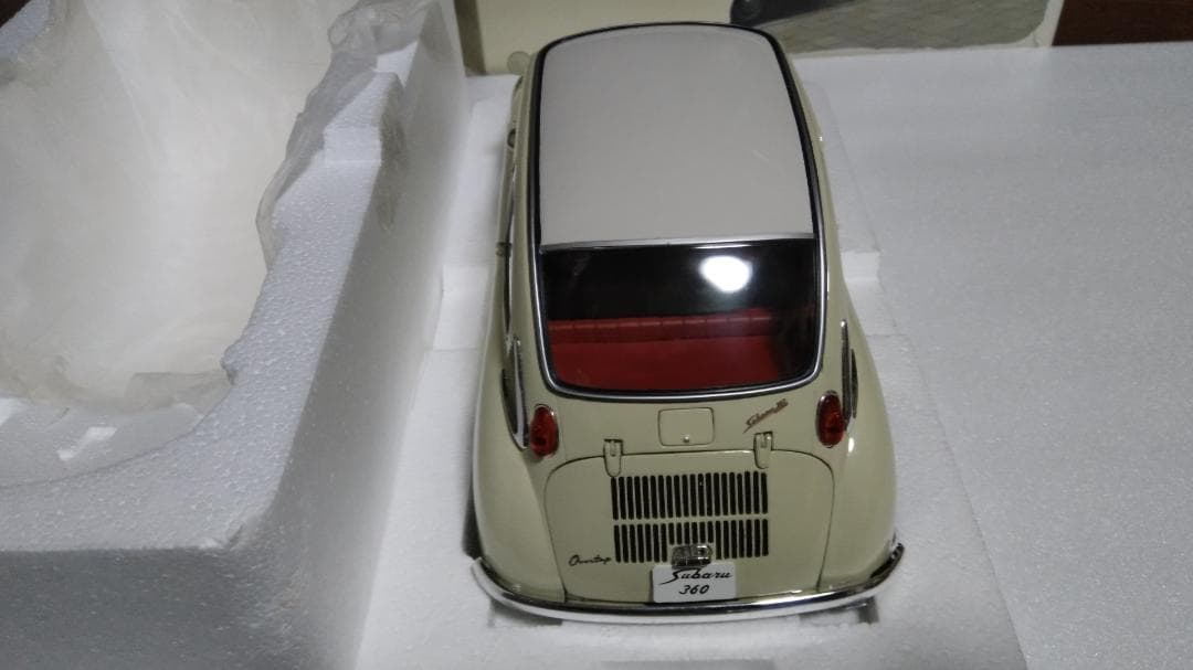 EBBRO スバル360 1963 アイボリー