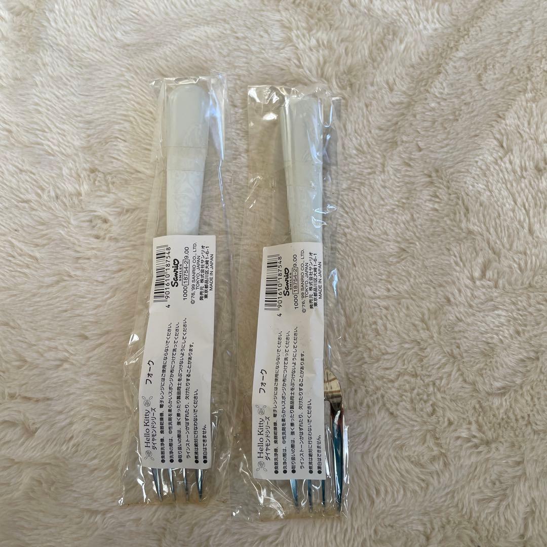 超貴重　 ハローキティ　ダイヤモンドシリーズ　フォーク2個セット