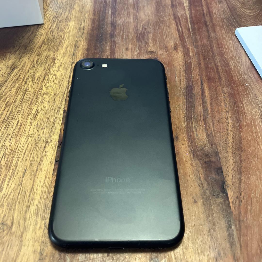 iPhone7 32G SIM 黒