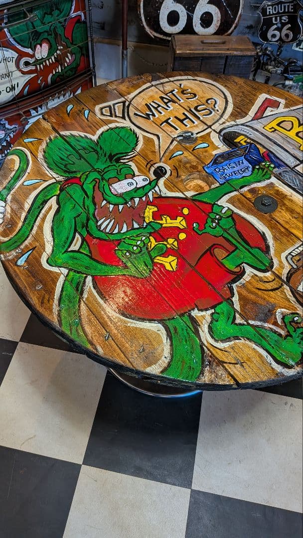 ラットフィンク ガレージテーブル ラウンドテーブル(何コレ!? コーヒーテーブル