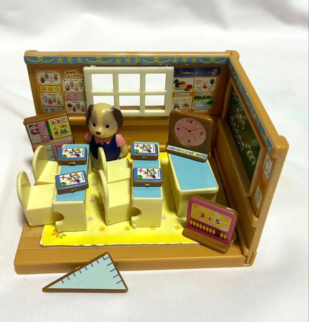 シルバニアファミリー　ミニチュア　4つセット