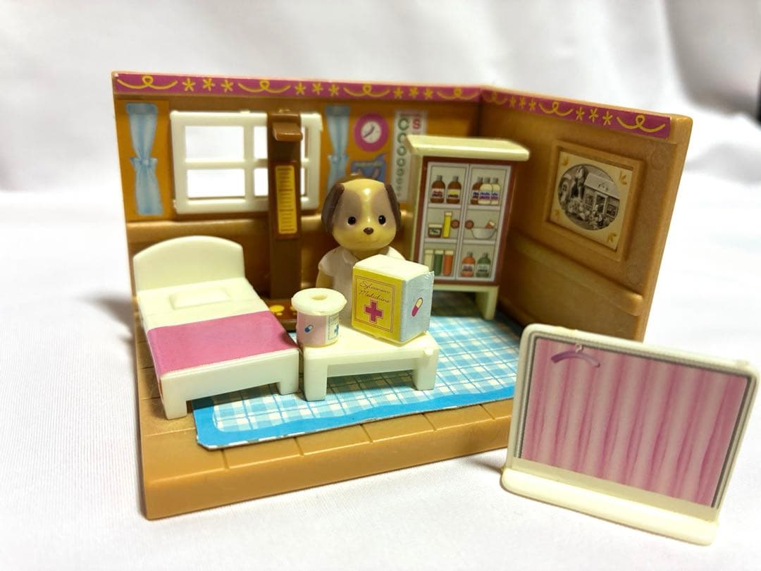 シルバニアファミリー　ミニチュア　4つセット