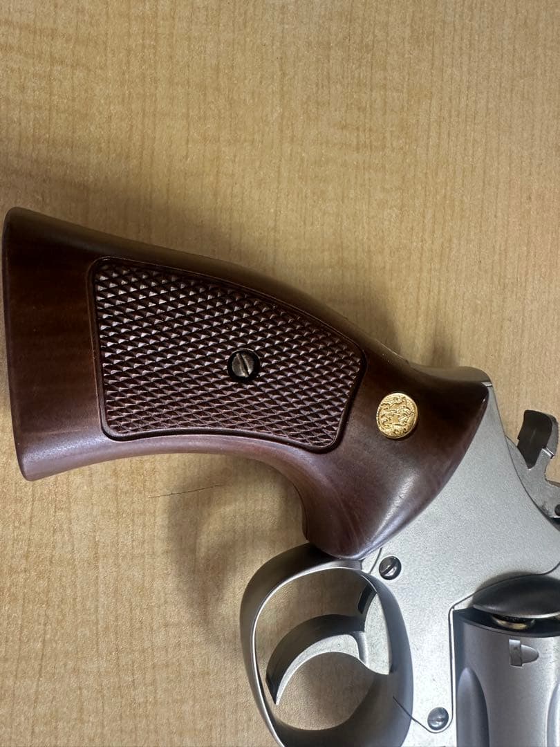 東京マルイ製　ガスリボルバー S&WM66 M19 コルトパイソンおまけ付き！