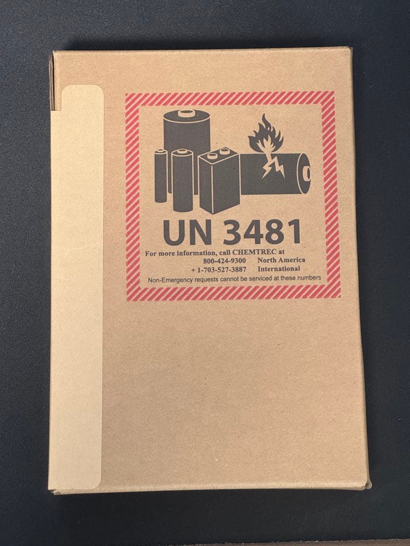 Apple認定整備品　未開封　iPhone13 mini 128GBミッドナイト