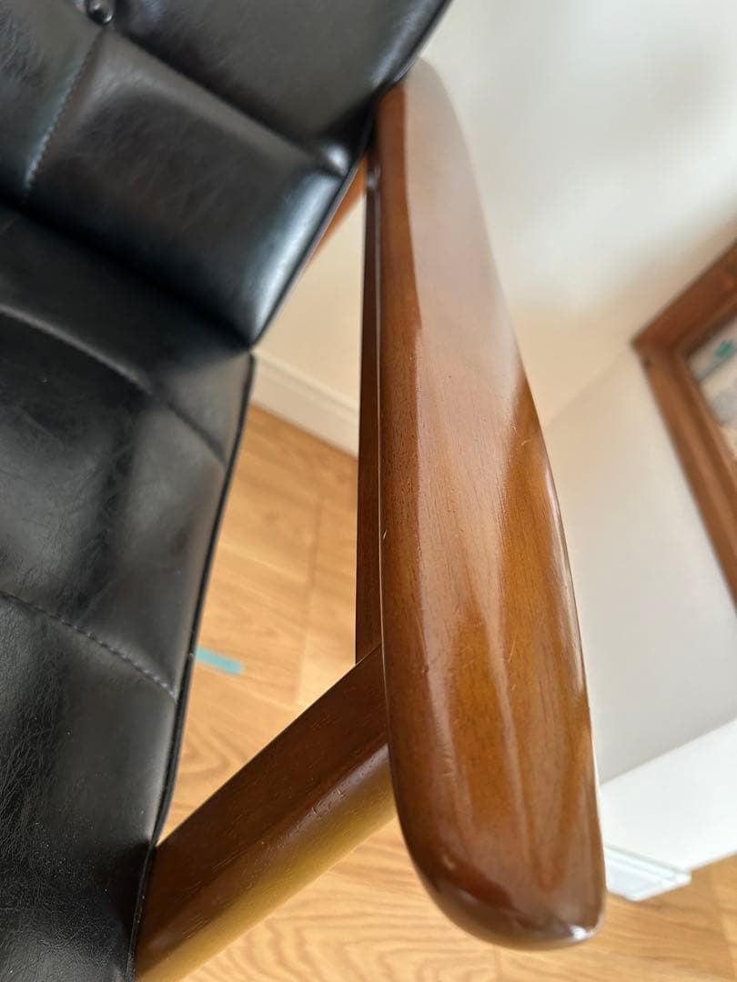 週末限定価格　カリモク60 Ｋチェア　２シーター　スタンダードブラック引取り限定