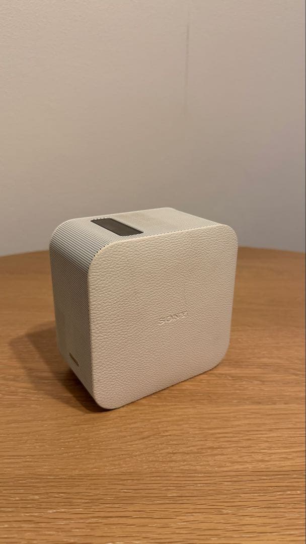SONY LSPX-P1 ポータブル超単焦点プロジェクター