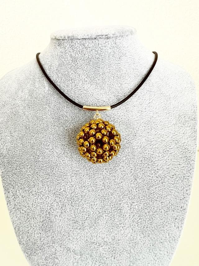 【フラーレン】4mm球 ヘマタイト（ゴールドコーティング）チョーカータイプ