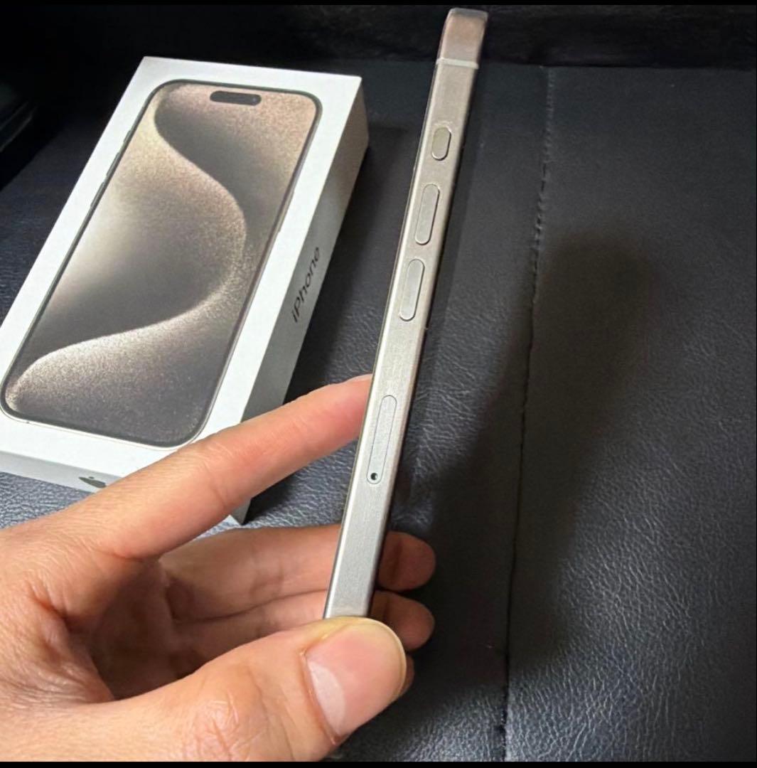 【美品　箱あり　バッテリー100%】iPhone 15 pro 128GB