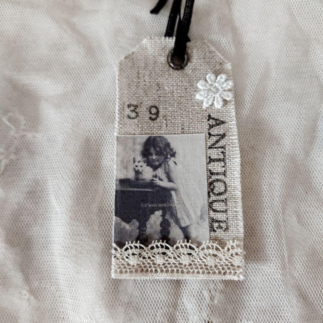 K212    ＊アンティーク少女の布タグ