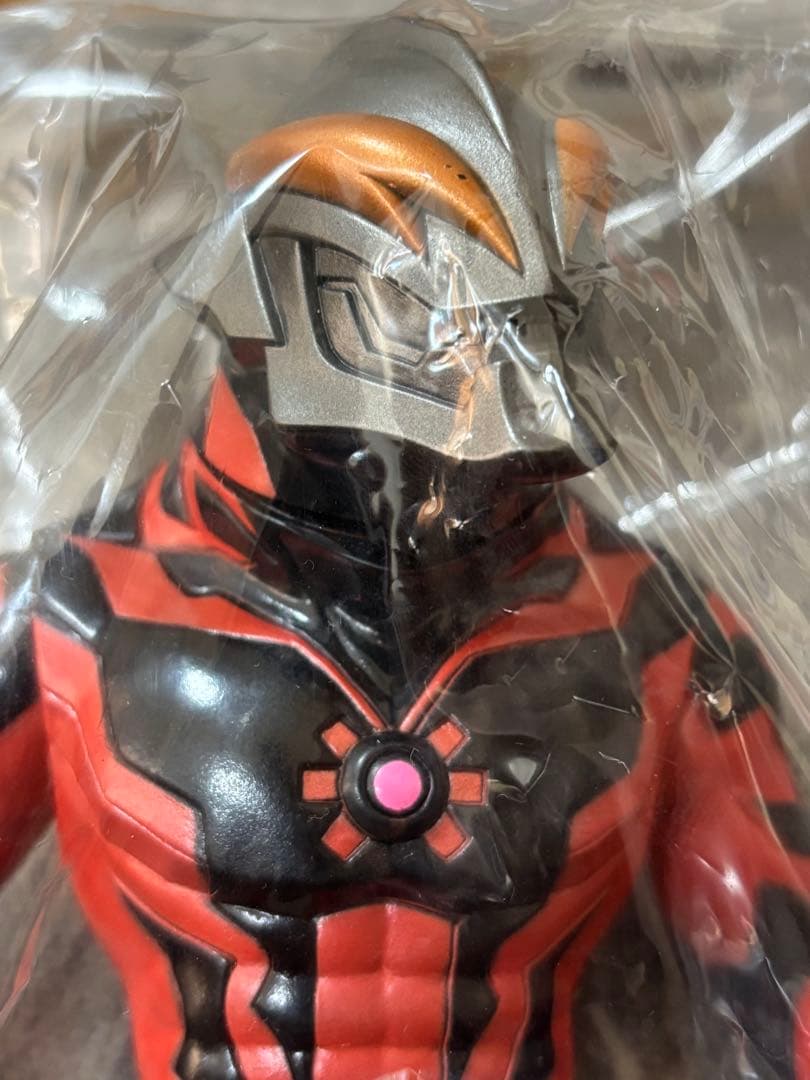 プルマァク怪獣シリーズ　ベリアル　メタリック