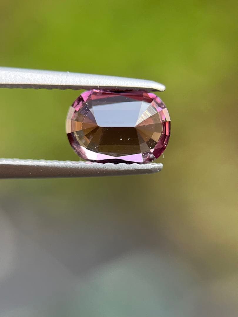 ピンクスピネル0.83ct 非加熱 Natural pink spinel