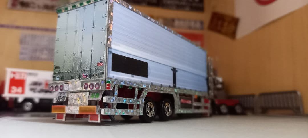 週末価格日曜日夜までの金額❗デコトラトミカ　テラヴィスタイル