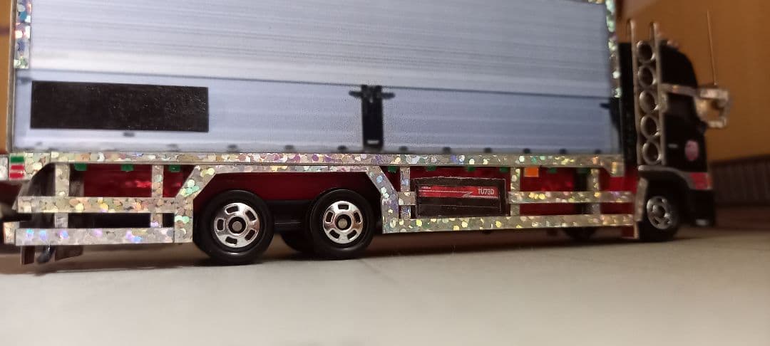 週末価格日曜日夜までの金額❗デコトラトミカ　テラヴィスタイル