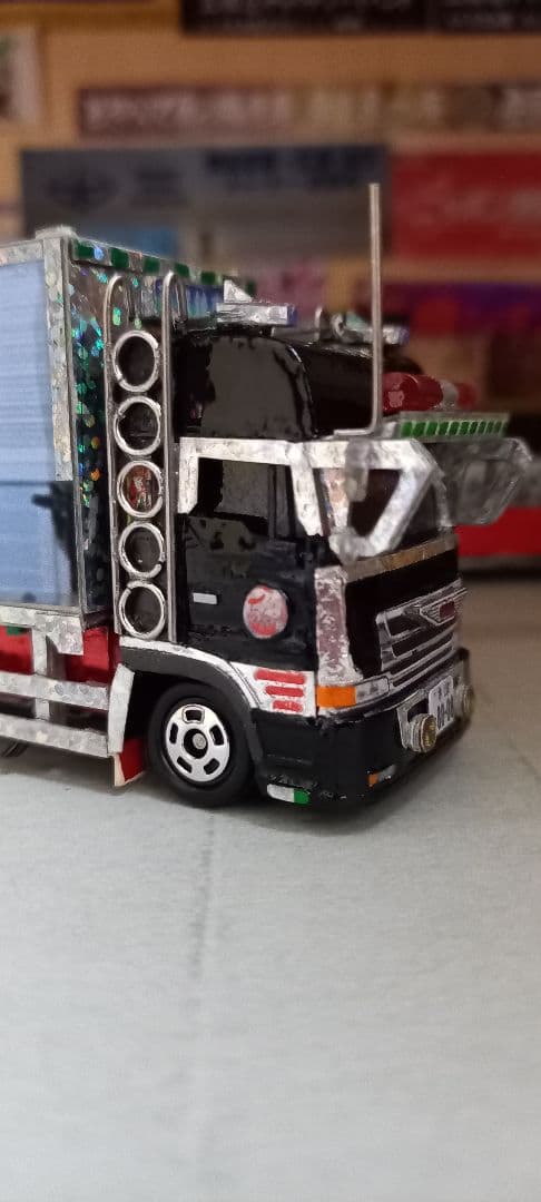 週末価格日曜日夜までの金額❗デコトラトミカ　テラヴィスタイル